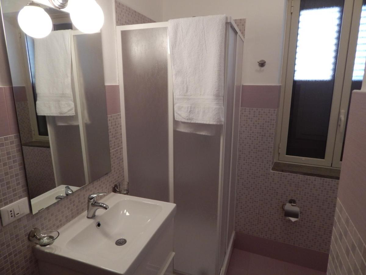 Canale Rooms E Apartments Casteldaccia Luaran gambar